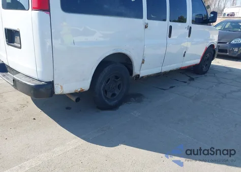 2005 Chevrolet Express from USA, damaged, VIN 1GCFG15X551210919